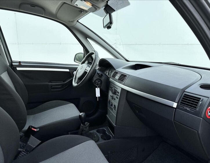 Opel Meriva MPV 1,6 l 74 kw