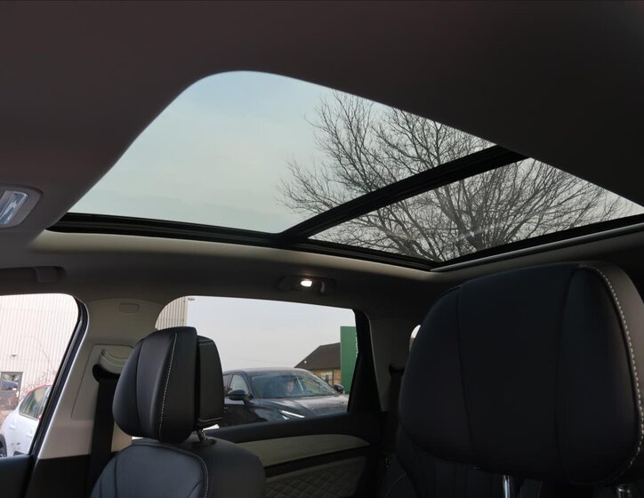 Dongfeng U-Tour MPV 1,5 l 130 kw