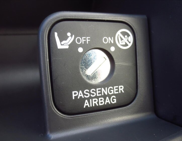 Subaru Justy Hatchback 998,0 51 kw