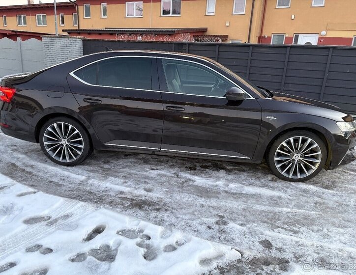 Škoda Superb Sedan 2,0 l 147 kw