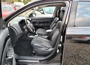 Mitsubishi Outlander SUV / Terénní 2,4 l 165 kw