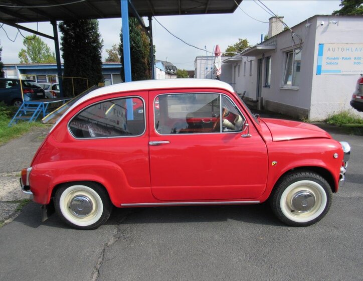 Fiat 600 Hatchback 635,0 21 kw