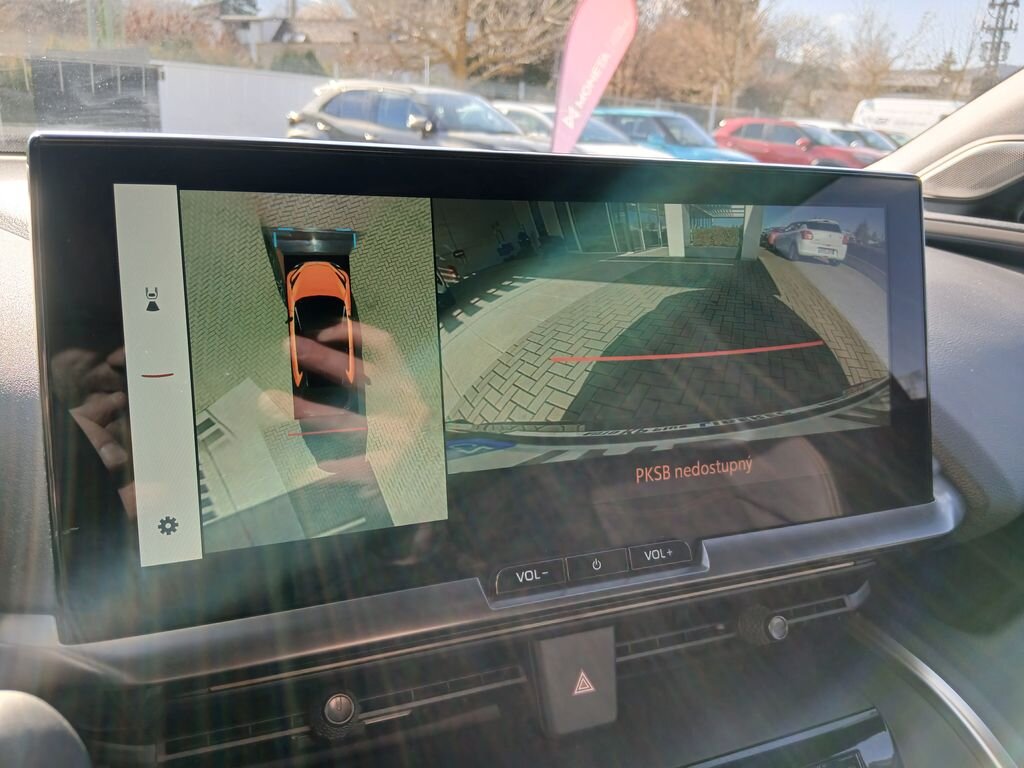 Toyota C-HR SUV / Terénní 2,0 l 112 kw