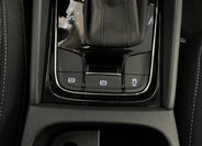 Škoda Karoq SUV / Terénní 1,5 l 110 kw