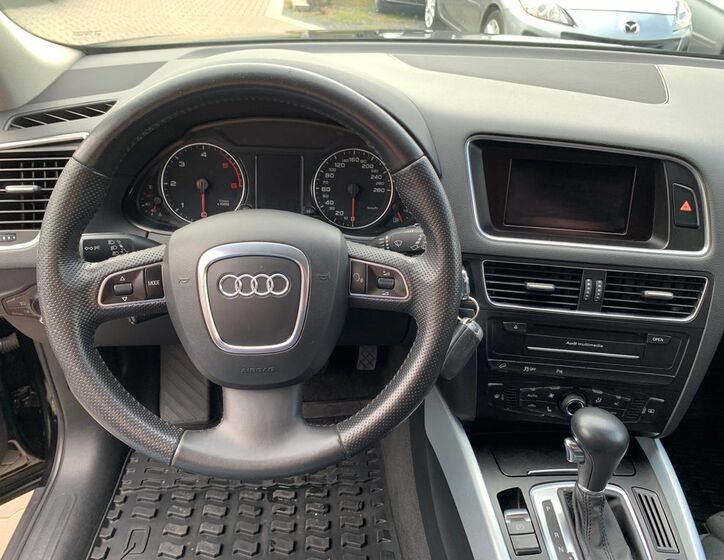 Audi Q5 13