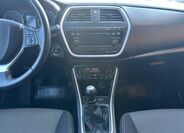Suzuki SX4 S-Cross 12