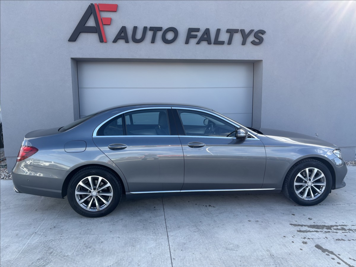 Mercedes-Benz Třídy E