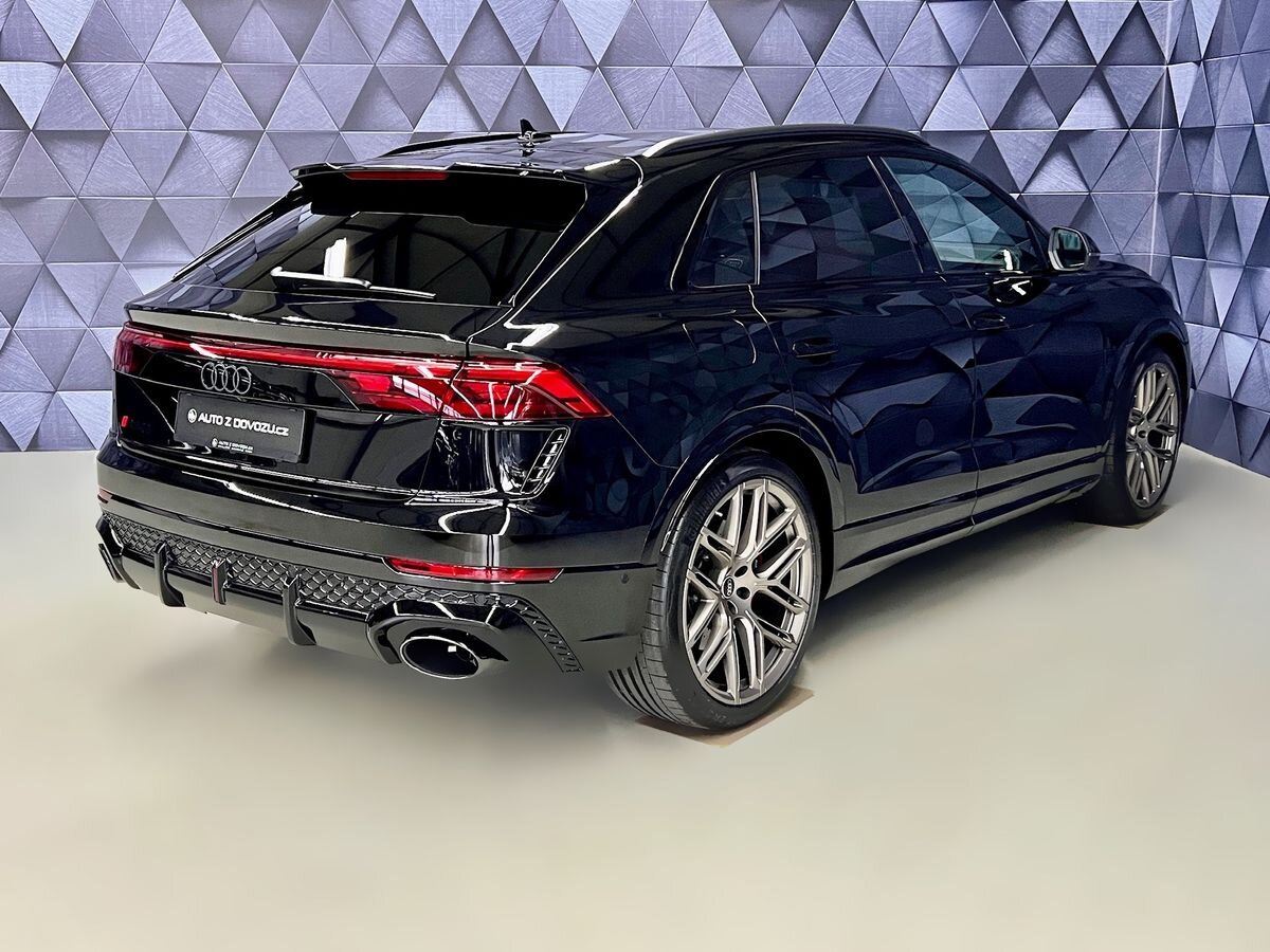 Audi RS Q8 SUV / Terénní 4,0 l 471 kw