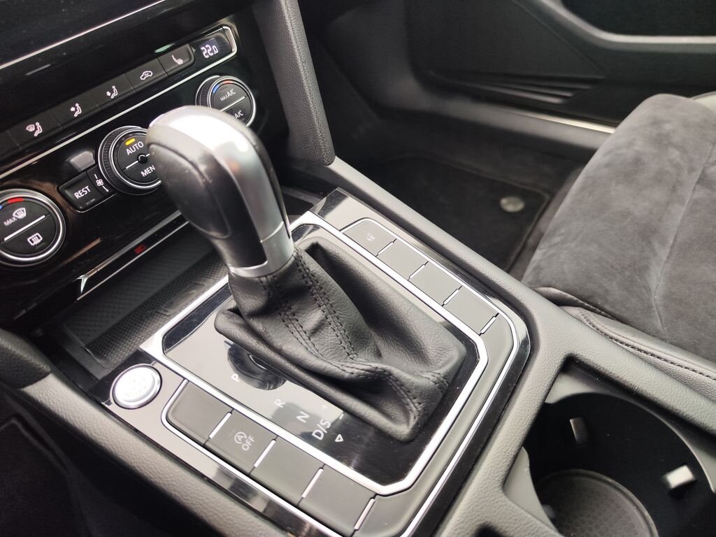 Volkswagen Passat Sedan 2,0 l 140 kw