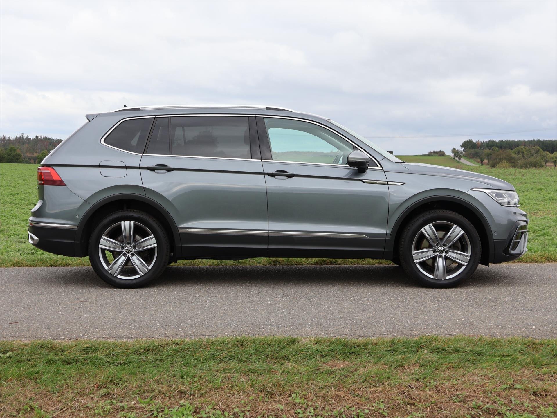 Volkswagen Tiguan Allspace SUV / Terénní 2,0 l 147 kw