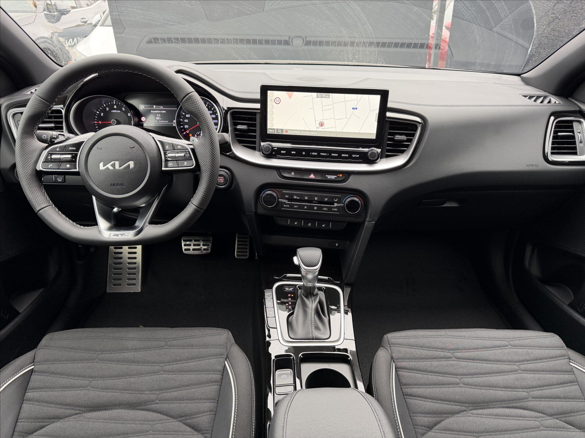 KIA XCeed SUV / Terénní 1,6 l 0