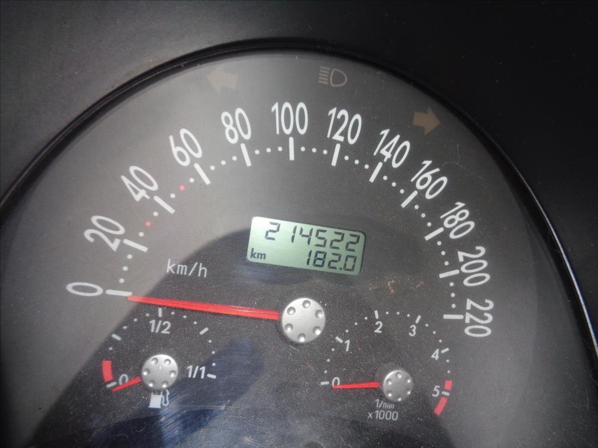 Volkswagen New Beetle