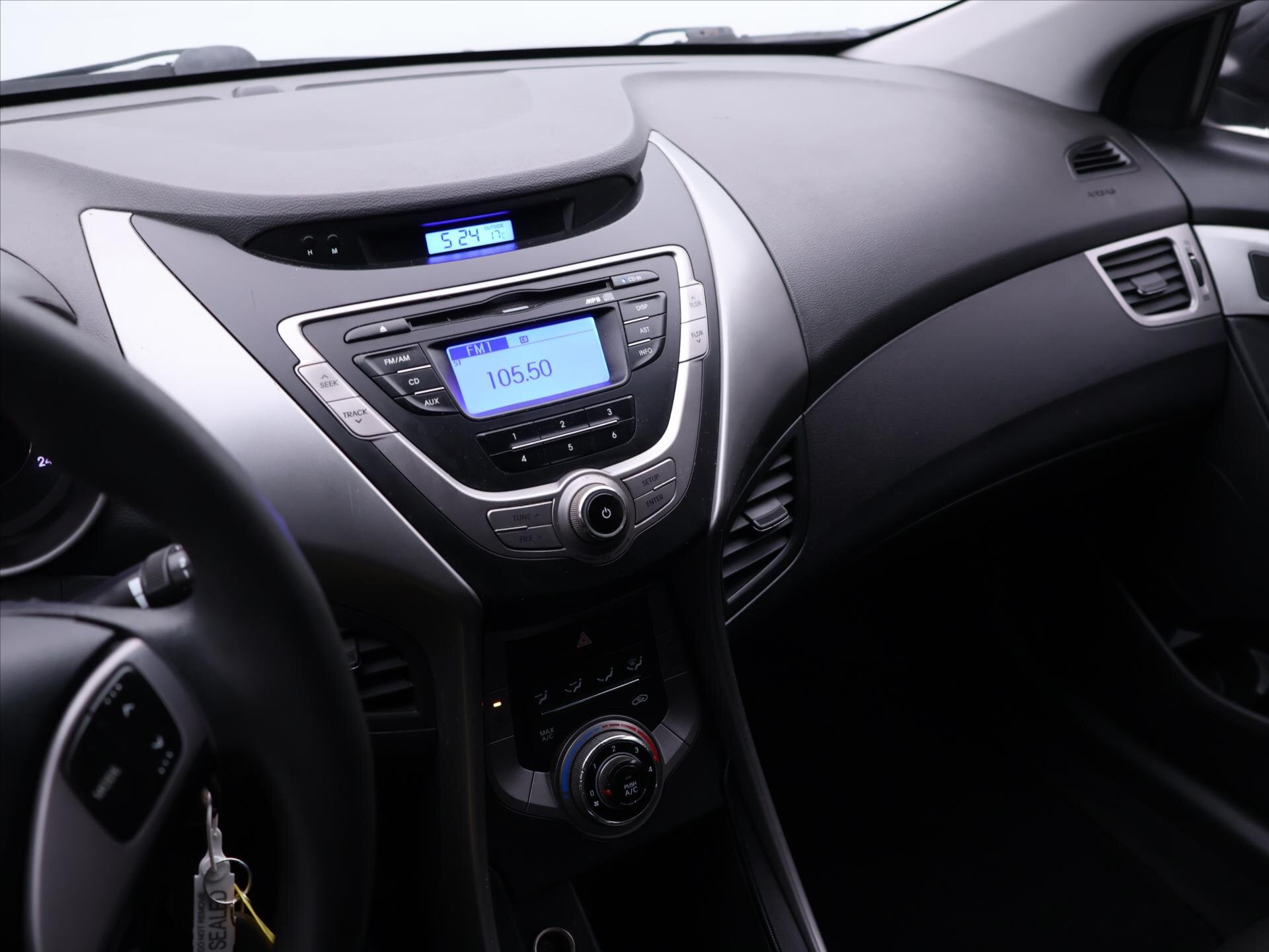 Hyundai Elantra Sedan 1,6 l 97 kw