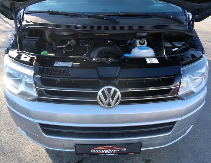 Volkswagen Multivan MPV 2,0 l 103 kw