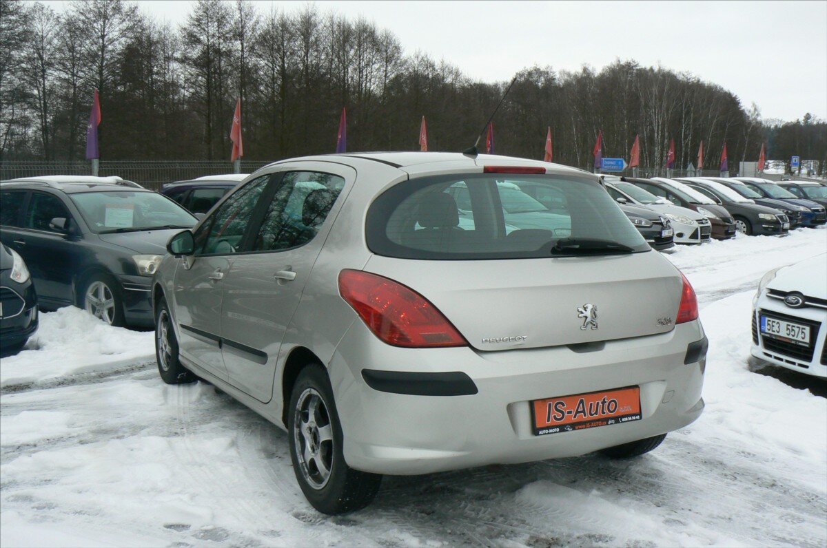 Peugeot 308 Hatchback 1,6 l 66 kw