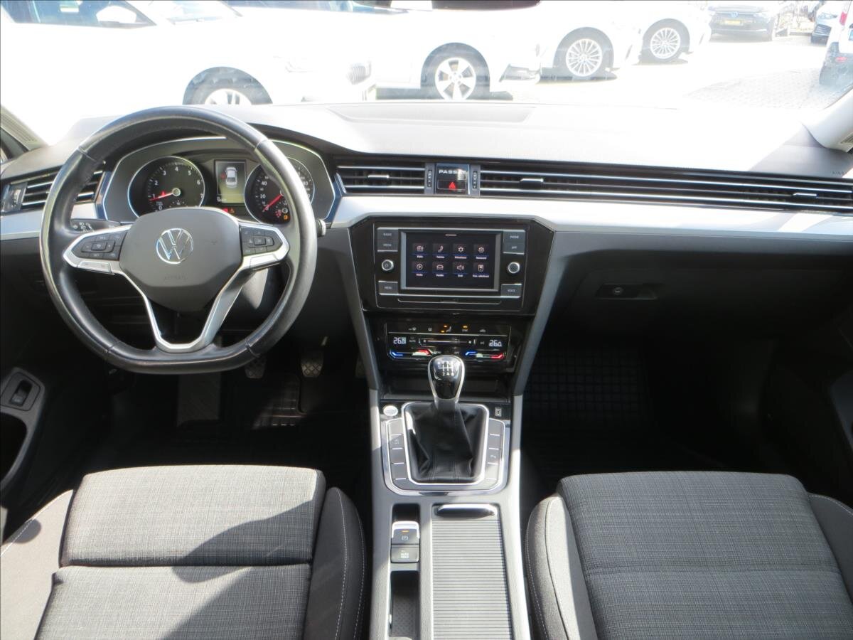 Volkswagen Passat Liftback 1,5 l 110 kw