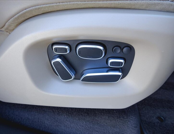 Land Rover Range Rover Sport SUV 4,4 l 250 kw