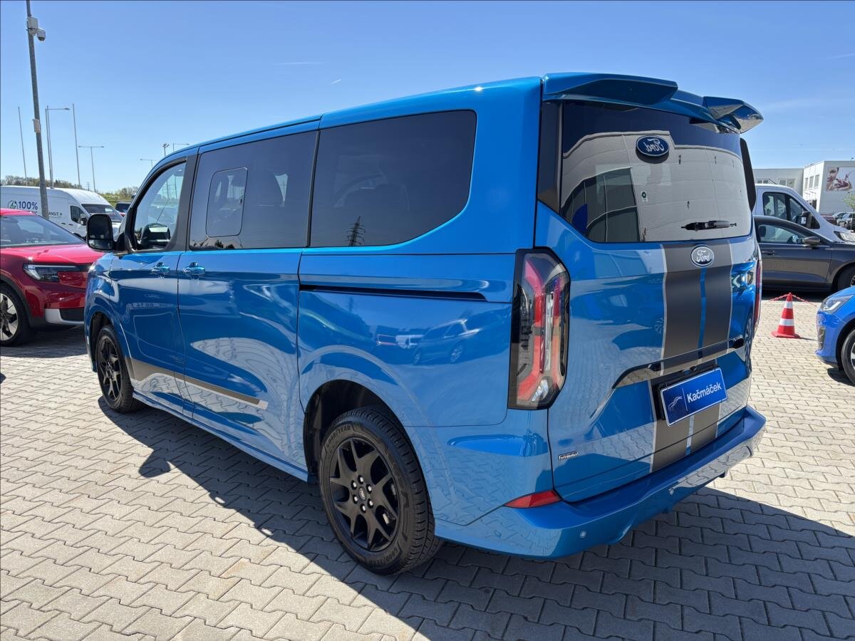 Ford Tourneo Custom Kombi 2,5 l 171 kw