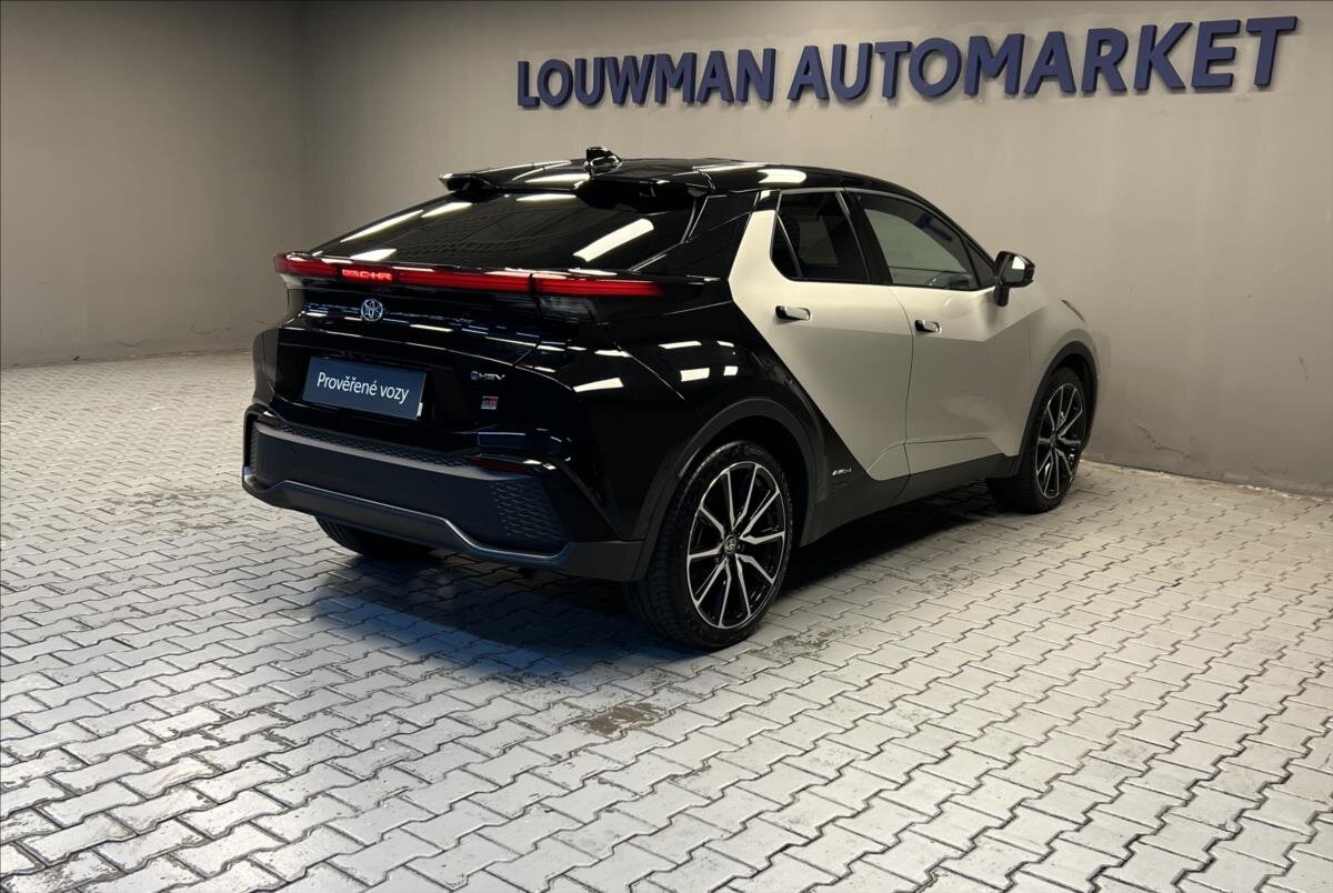 Toyota C-HR Hatchback 2,0 l 112 kw