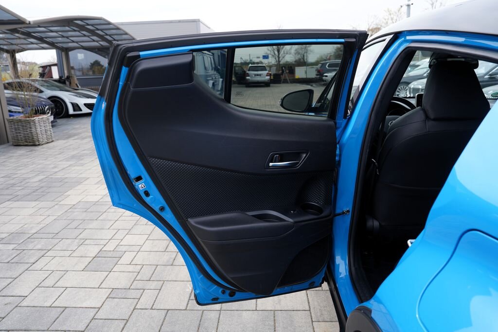 Toyota C-HR Hatchback 1,8 l 125 kw