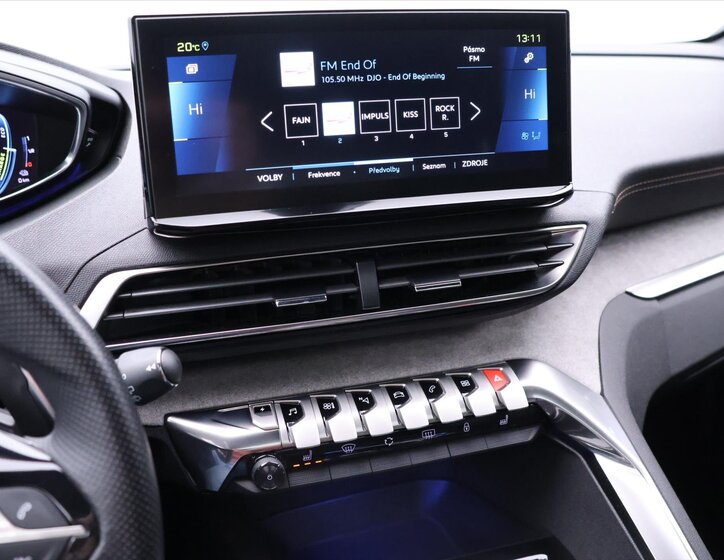 Peugeot 3008 SUV 1,6 l 133 kw