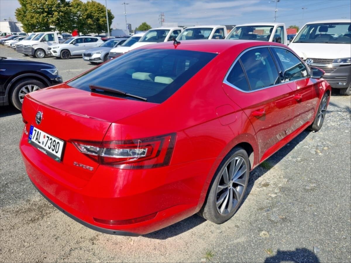 Škoda Superb Liftback 2,0 l 110 kw