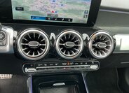 Mercedes-Benz GLB SUV / Terénní 2,0 l 140 kw