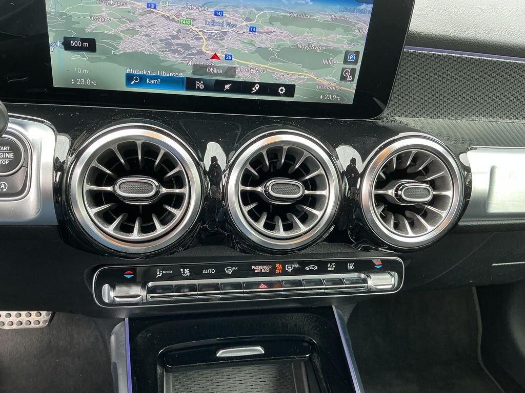 Mercedes-Benz GLB SUV / Terénní 2,0 l 140 kw