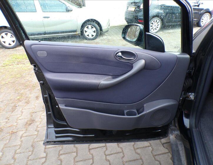 Mercedes-Benz Třídy A Kombi 1,6 l 60 kw