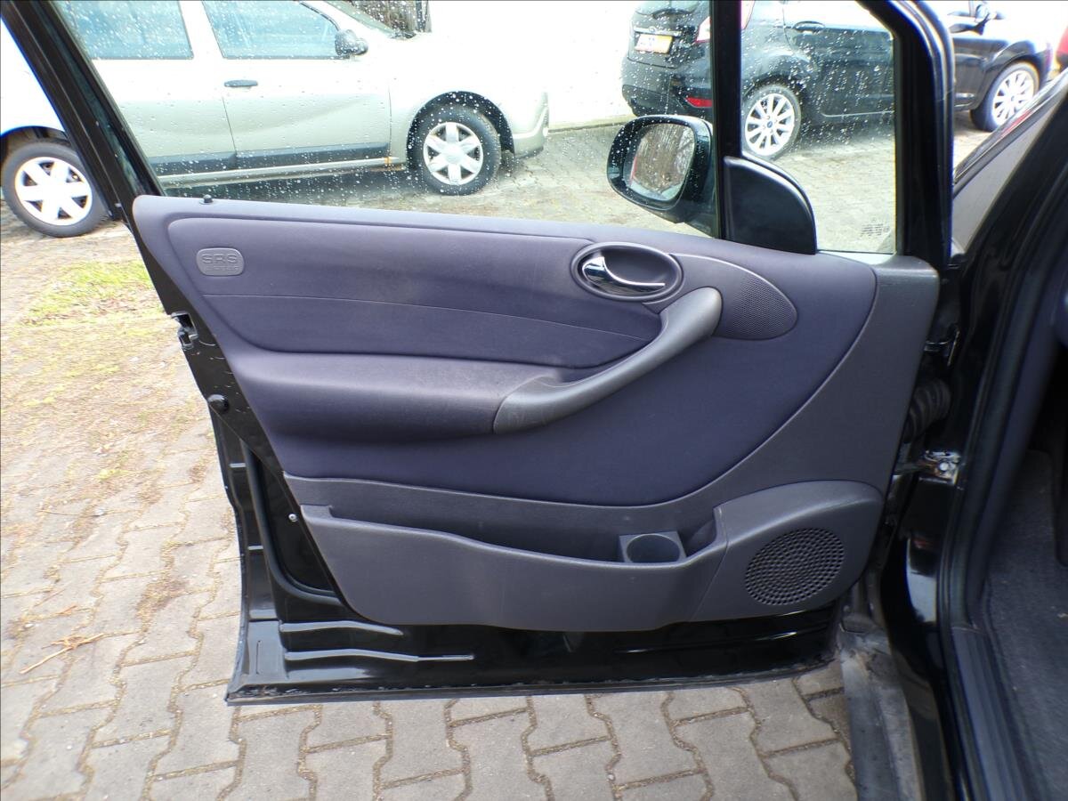 Mercedes-Benz Třídy A Kombi 1,6 l 60 kw