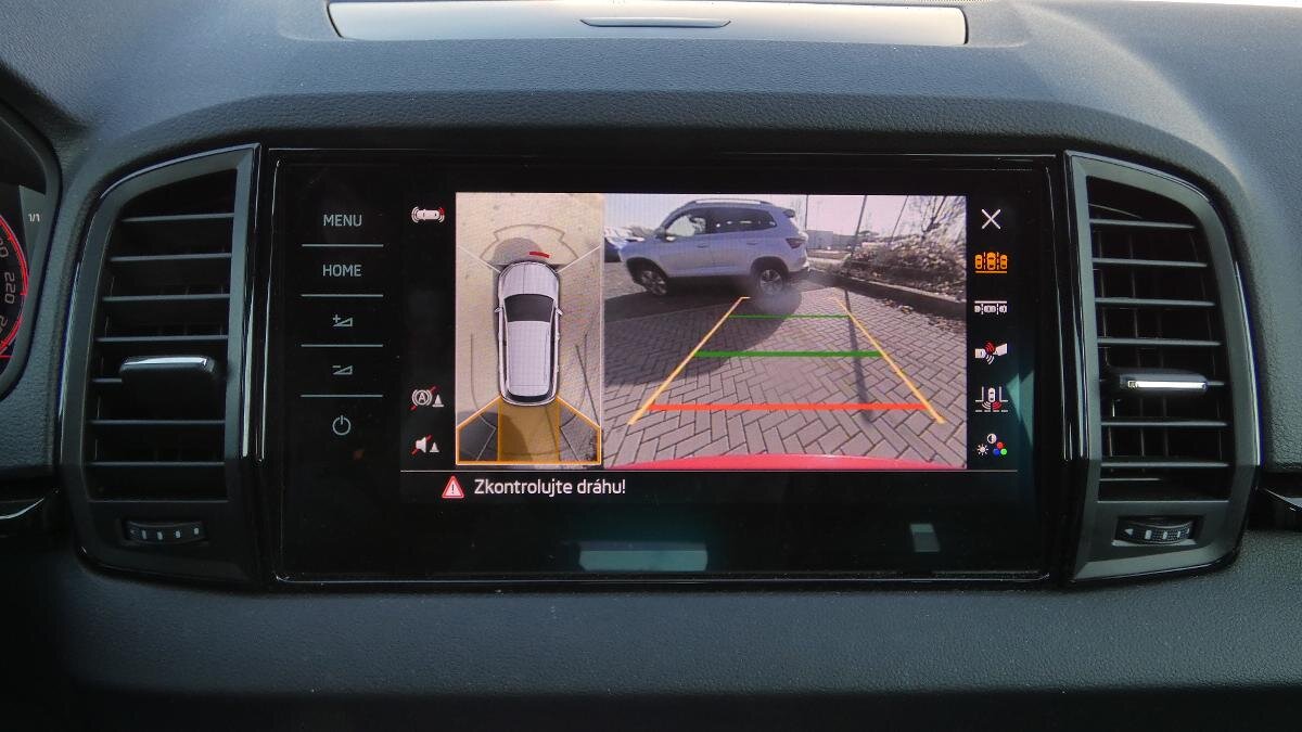 Škoda Karoq SUV / Terénní 1,5 l 110 kw