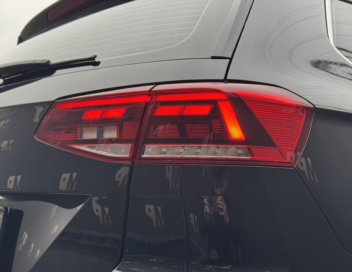 Volkswagen Passat Kombi 2,0 l 140 kw