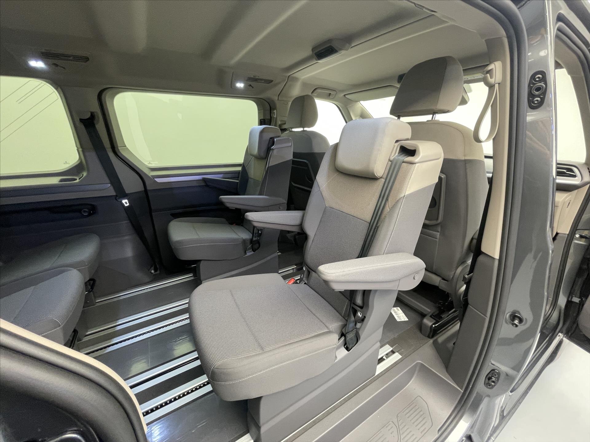 Volkswagen Multivan Ostatní 2,0 l 110 kw