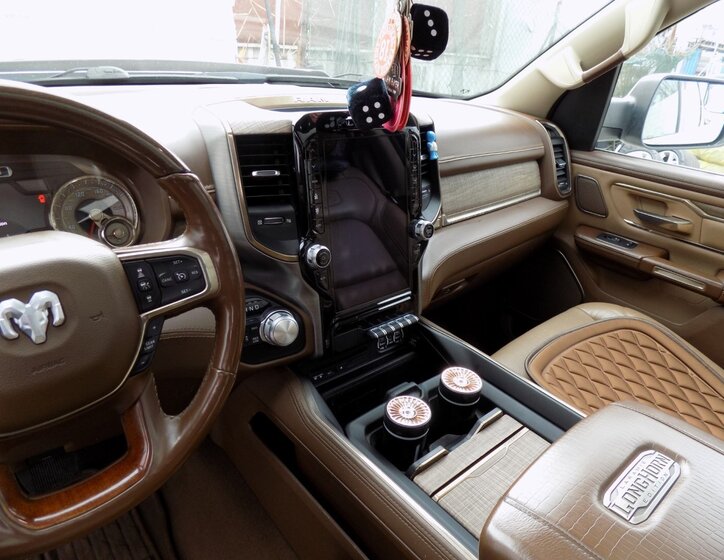 Dodge RAM Pick-up 5,7 l 295 kw