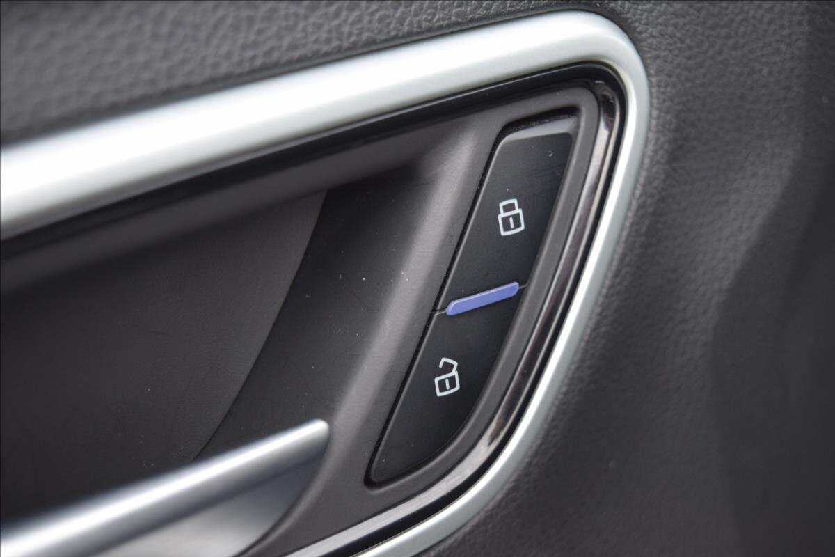 MG ZS Hatchback 1,5 l 78 kw