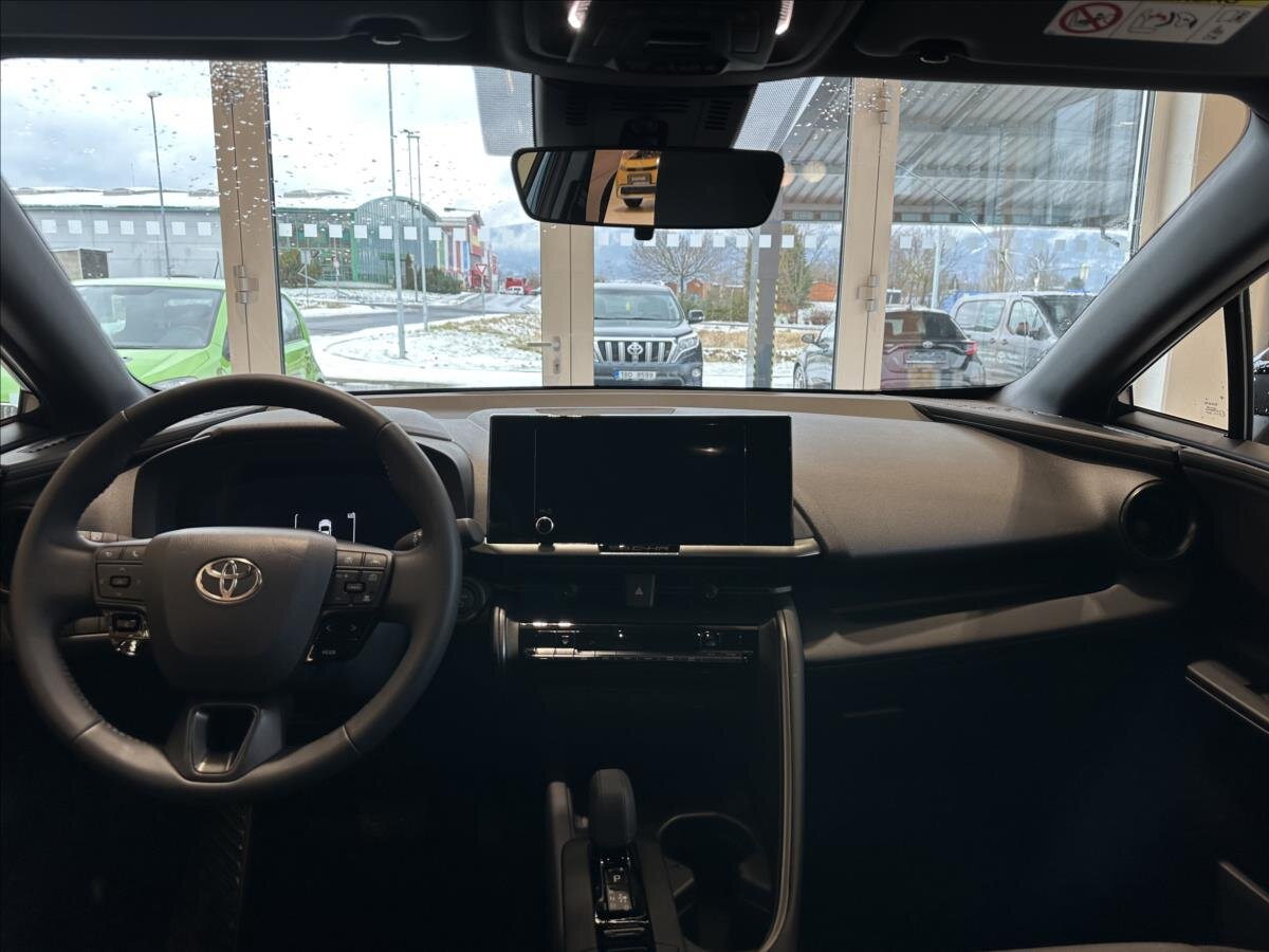 Toyota C-HR SUV 1,8 l 103 kw