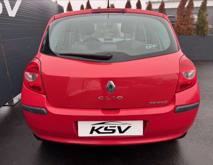 Renault Clio Hatchback 1,6 l 65 kw