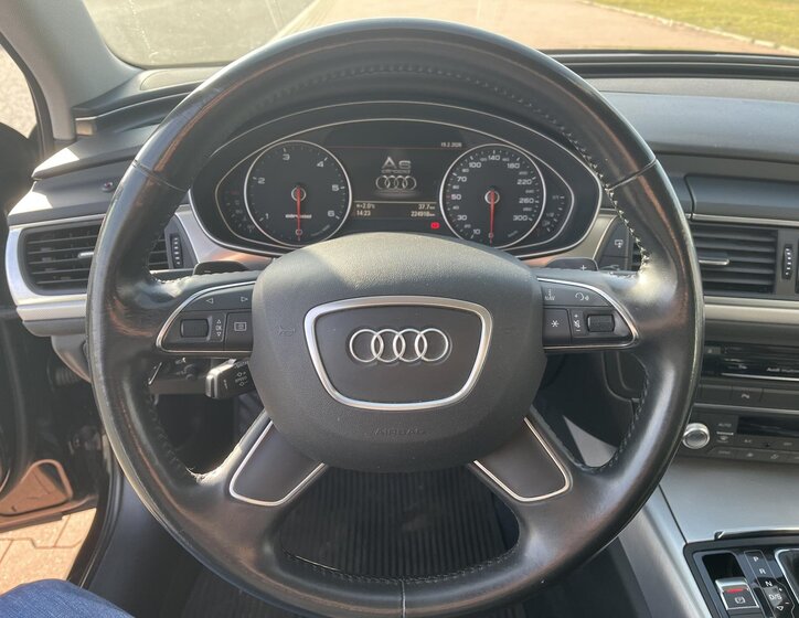 Audi A6 Allroad Kombi 3,0 l 230 kw