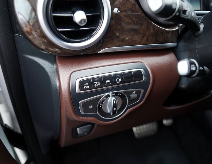 Mercedes-Benz Třídy V MPV 2,1 l 140 kw