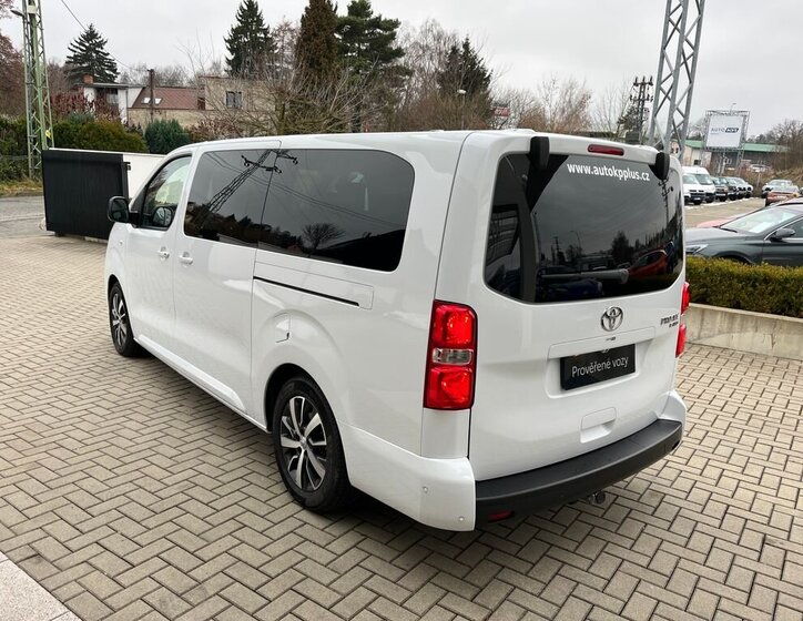 Toyota ProAce Verso 4