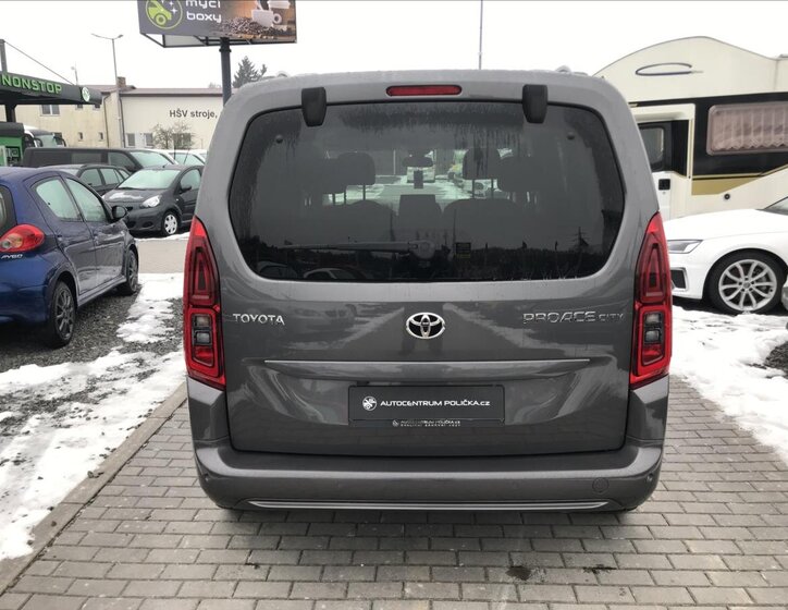 Toyota ProAce City Verso Kombi 1,5 l 96 kw