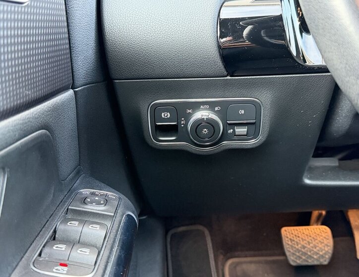 Mercedes-Benz Třídy B MPV 1,3 l 100 kw