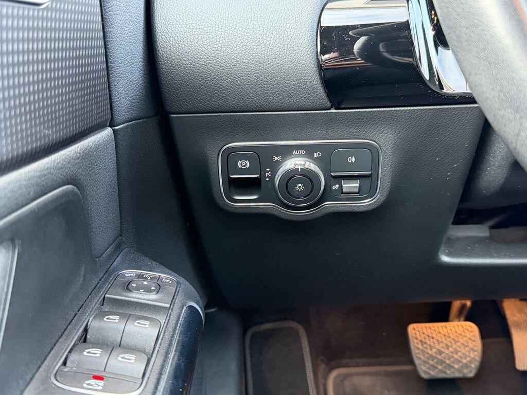 Mercedes-Benz Třídy B MPV 1,3 l 100 kw