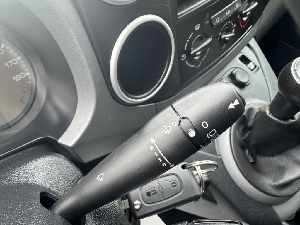 Peugeot Partner Tepee MPV 1,6 l 88 kw