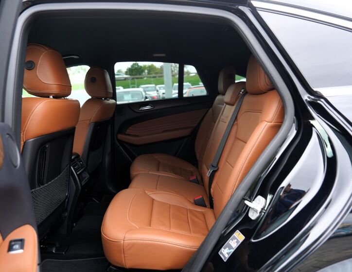 Mercedes-Benz GLE 33