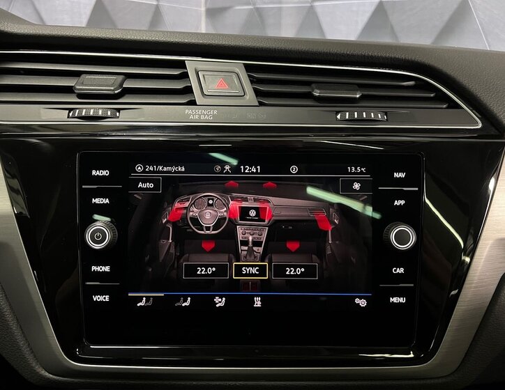 Volkswagen Touran Ostatní 1,5 l 110 kw