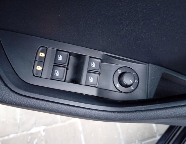 Škoda Superb Kombi 2,0 l 110 kw