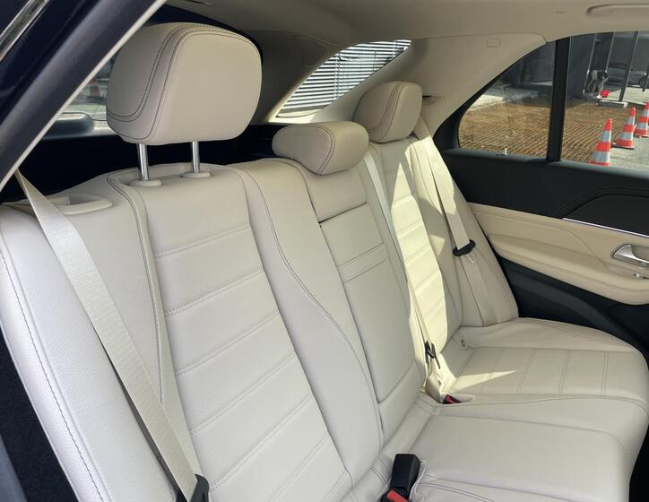 Mercedes-Benz GLE 19