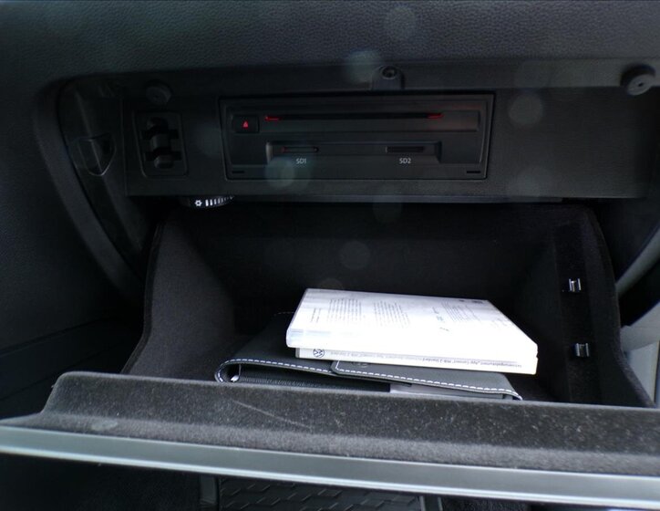 Volkswagen Passat Kombi 1,6 l 88 kw