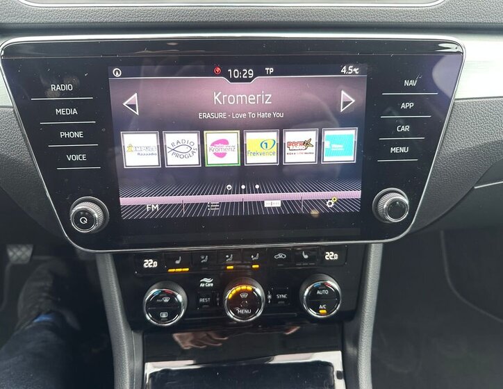 Škoda Superb Kombi 2,0 l 110 kw